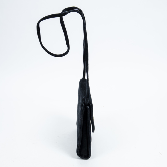 Ferragamo Shoulder Flap   in Navy Velvet Canvas - Picture 4 of 7